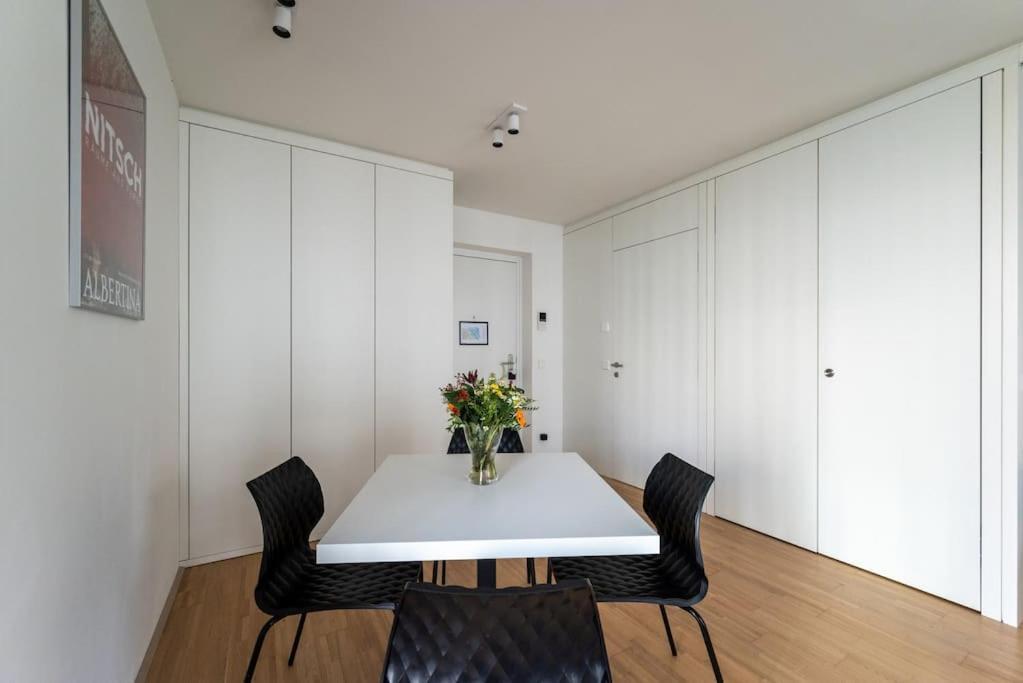 Smart Studio With Terrace By Hm Vienna Exterior photo
